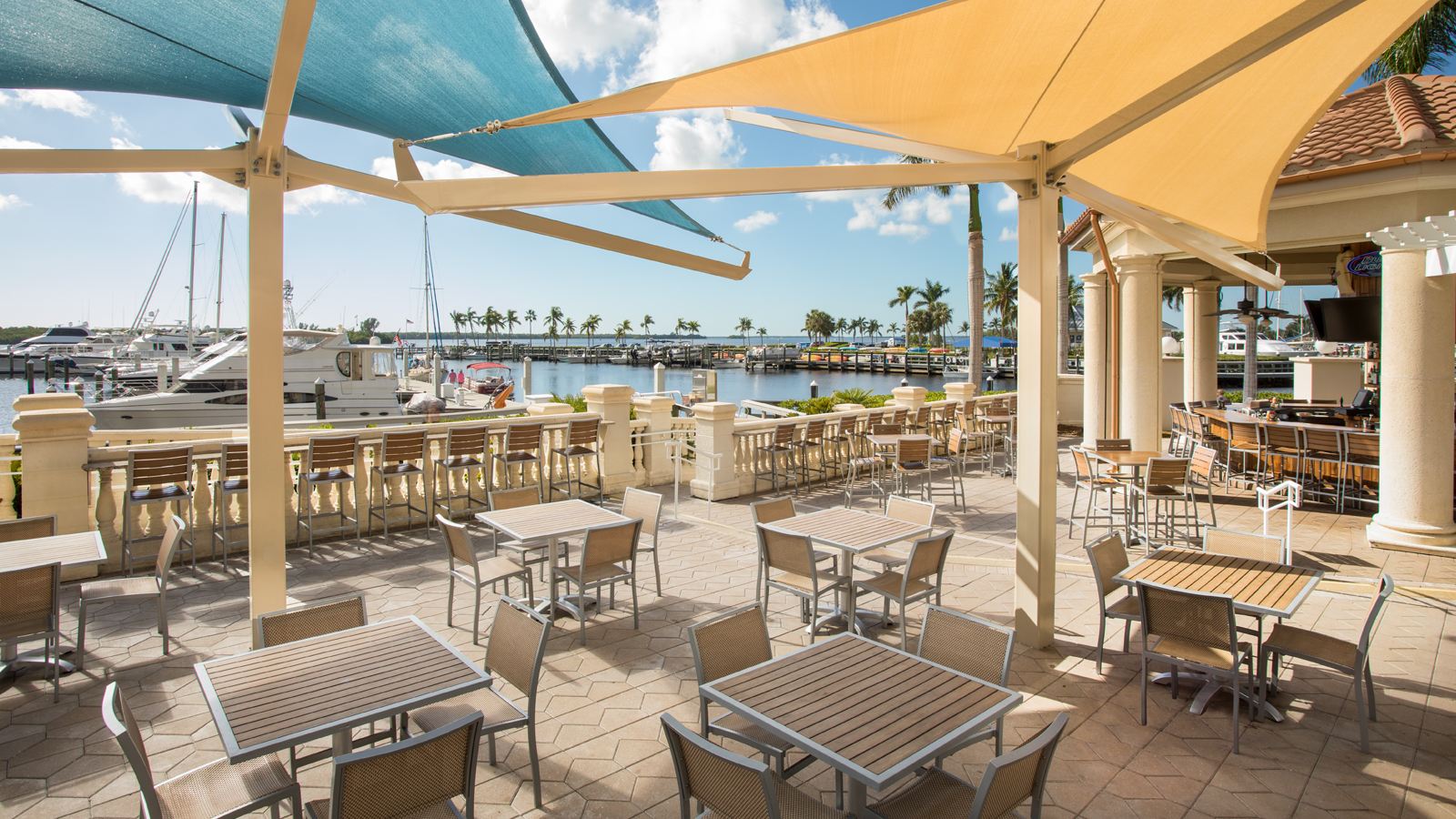 Cape C Restaurants The Nauti Mermaid Westin The Nauti Mermaid Dockside Bar Grill